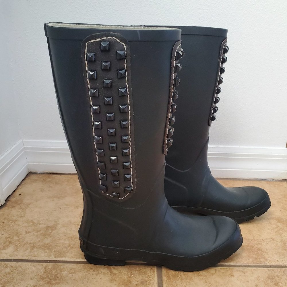 BCBGMaxAzria Black Studden Rubber Boots